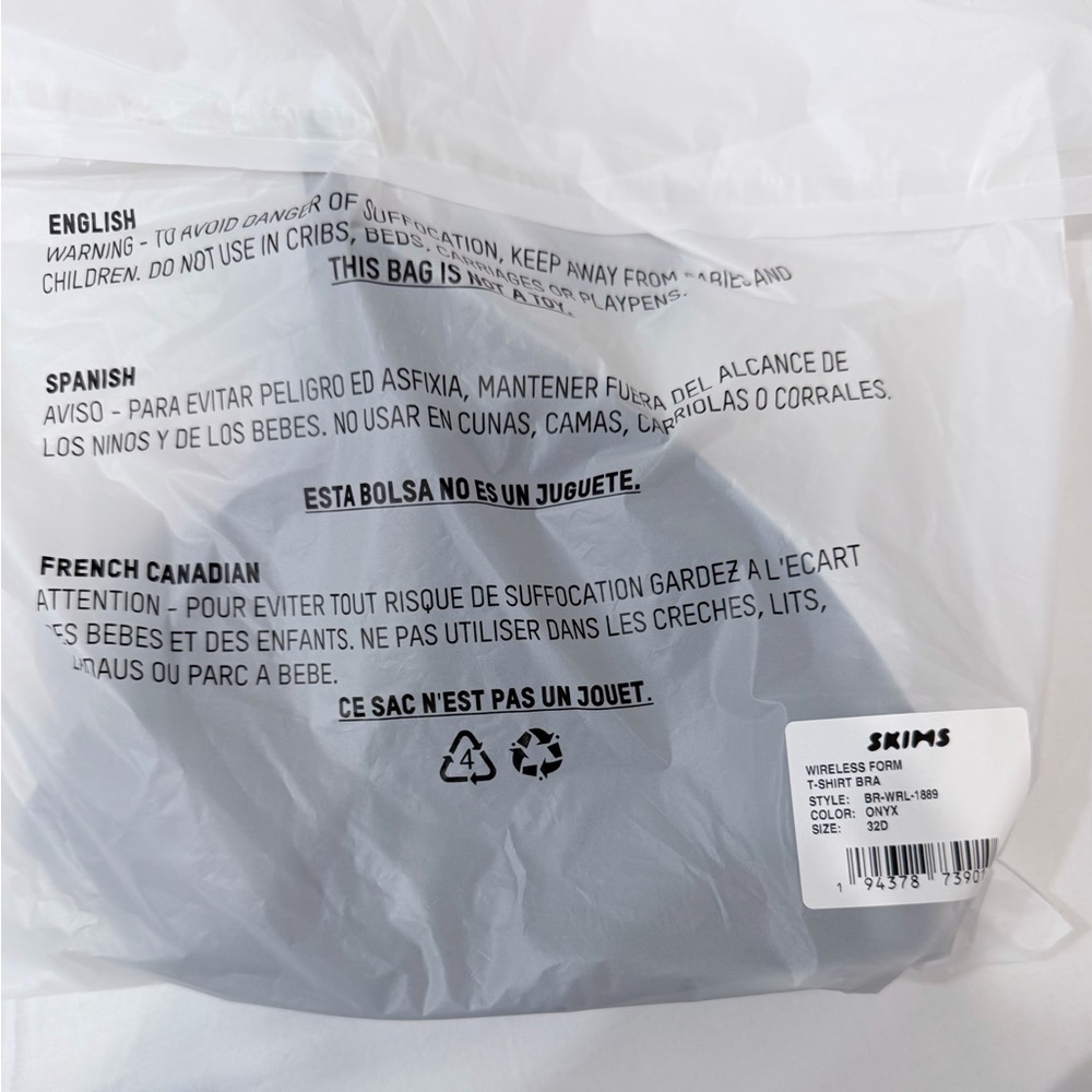 SKIMS Wireless T-Shirt Demi Bra - Black - Picture 4 of 5